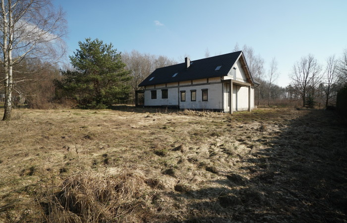 łomżyński, Piątnica, Elżbiecin, Intrygujący dom w Elżbiecinie na ogromnej działce.