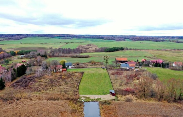 giżycki, Ryn, Knis, Działka bud. z linią brzegowa