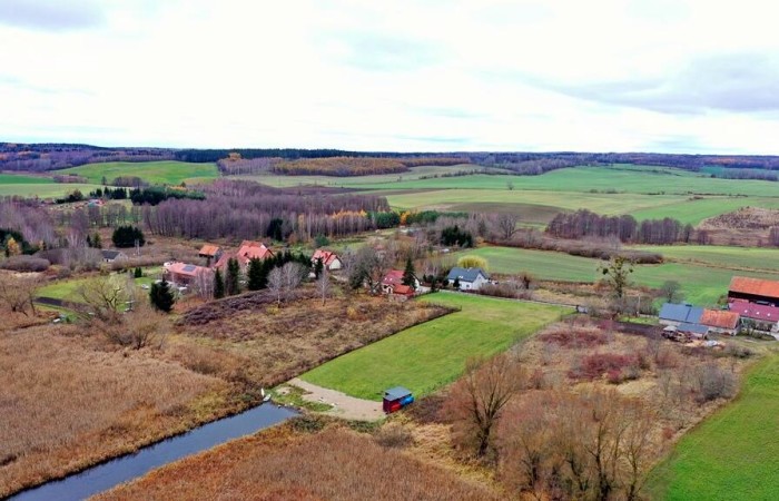 giżycki, Ryn, Knis, Działka bud. z linią brzegowa